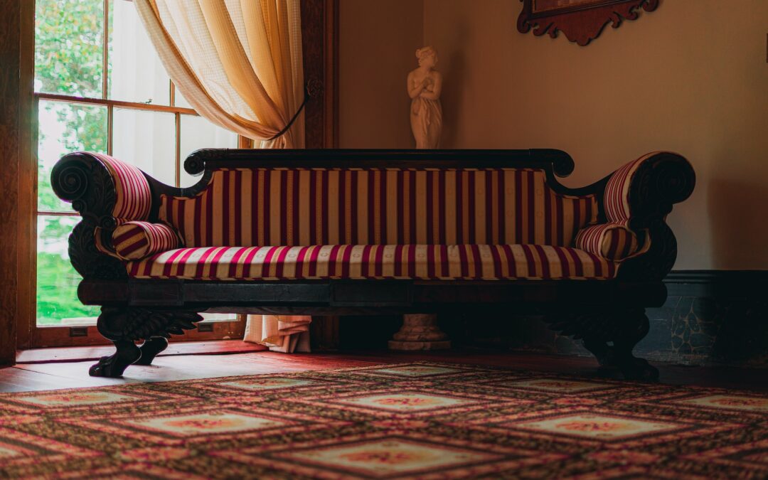 Preserve the Beauty of Your Antique Rugs with Expert Cleaning Services